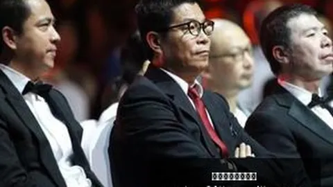 ：向队火锅宴，亚运队友同欢，王钰栋遗憾缺席，网友热议